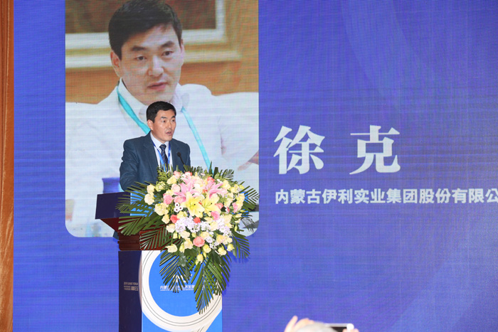 1547518335361058186.jpg 徐克-.jpg